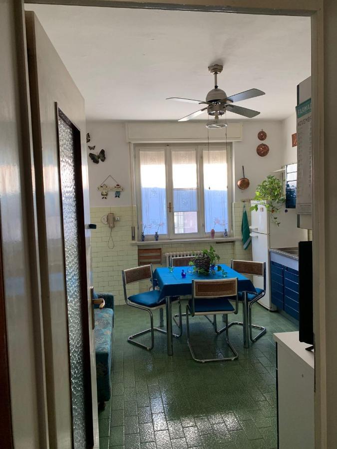 Villa The Swan - Composed By 2 Apartments แมนเดลโล เดล ลาริโอ ภายนอก รูปภาพ